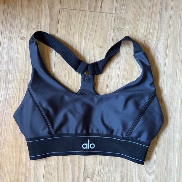 ALO Yoga Other - ALO Yoga Black Racerback Sports Bra